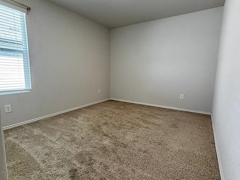 812 Indigo Way — Photo 13