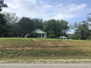 84 Boone Lacey Ln, Maylene, AL 35114