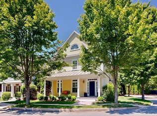 5 Maple St, Medfield, MA 02052