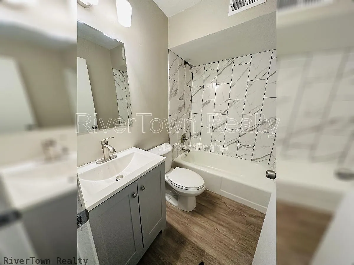 3 bed, 1.0 bath, 812 sqft, $1,095 — Photo 2
