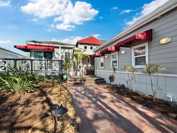 3455 Winding Oaks Dr #28, Longboat Key, FL 34228