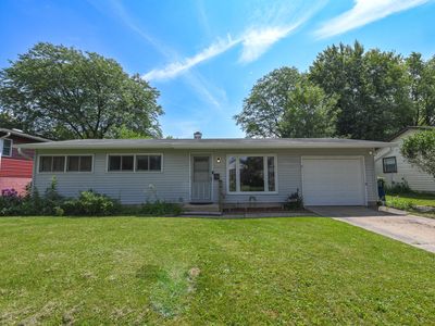 36339 N Edgewood Dr, Gurnee, IL, 60031