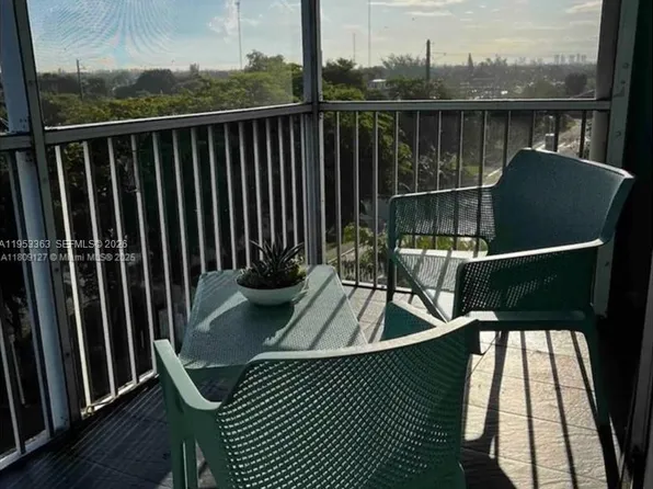 700 NW 214th St APT 719, Miami Gardens, FL 33169