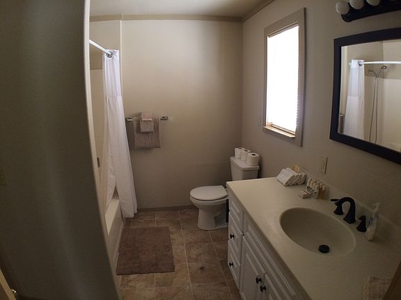 4th image of 3500 Las Tablas Willow Creek Rd