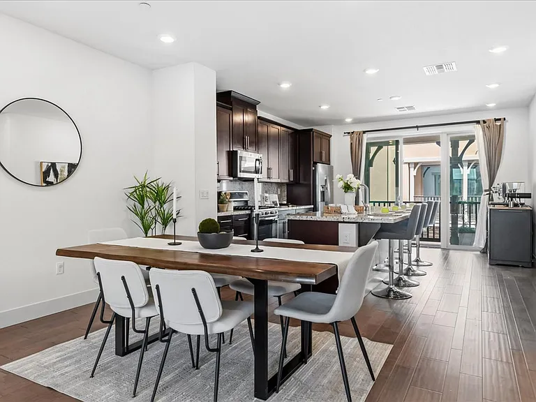 3910 Scottfield St — Photo 14