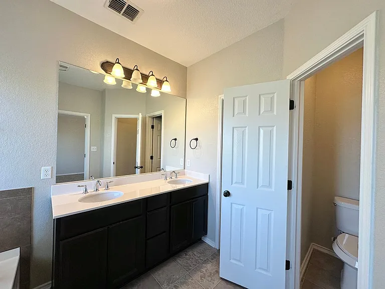 3405 Rusack Dr — Photo 17
