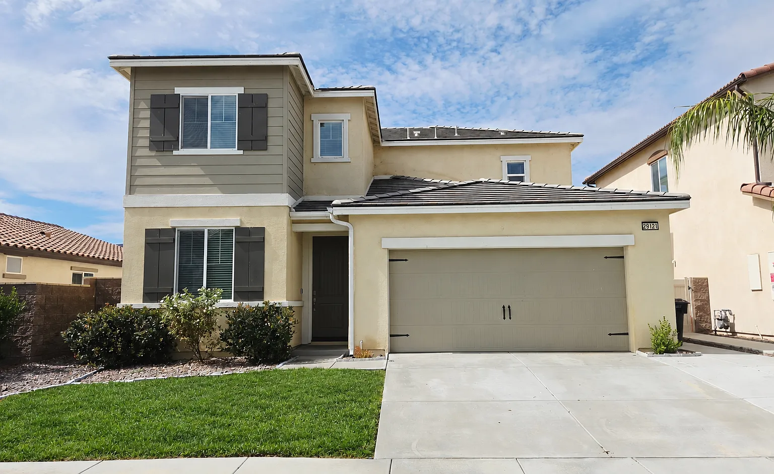 4 bed, 2049 sqft, $3,475 — Photo 1