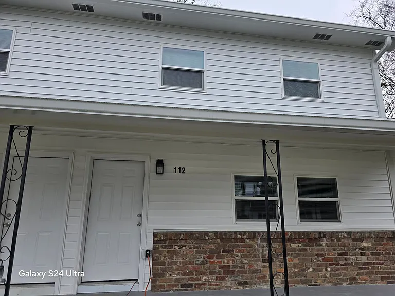 112 Tacoma Rd — Photo 1