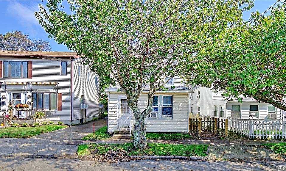 1st image of 626 3rd St