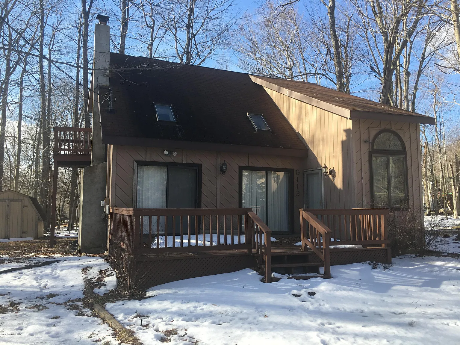7214 Crescent Ln photo 1