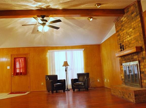 2nd image of 4834 Bruce Dr