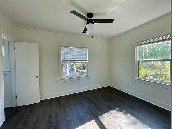 3rd image of 308 W De La Guerra St APT 4
