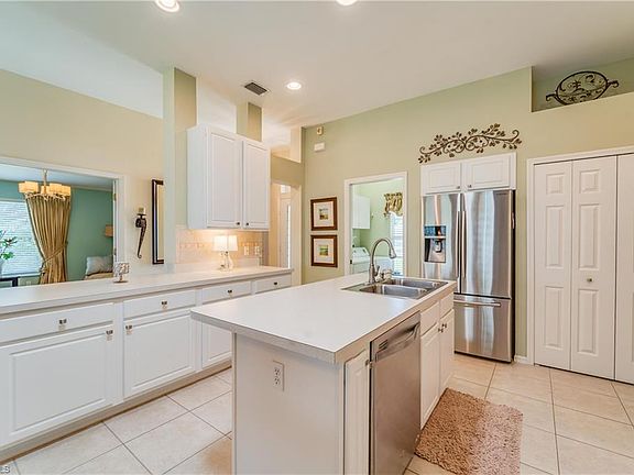 3rd image of 22432 Fountain Lakes Blvd