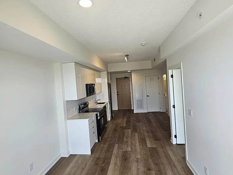33 Erie Ave #610 — Photo 12