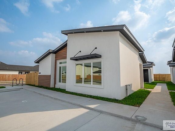 2nd image of 3604 Hidalgo St #C