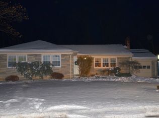 1247 Wood Valley Rd, Mountainside, NJ 07092