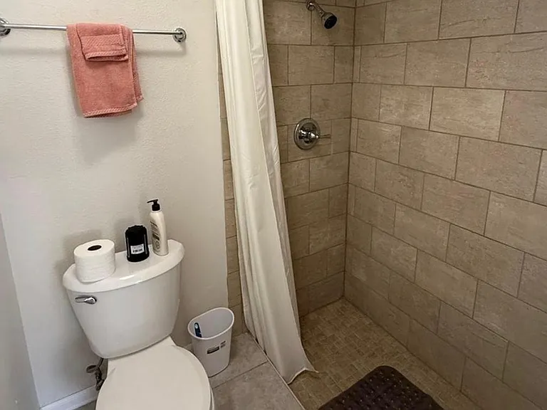 2130 Bancroft Pl #B — Photo 19