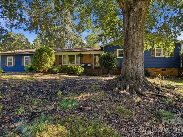 169 Greenbriar Dr, Forest City, NC 28043