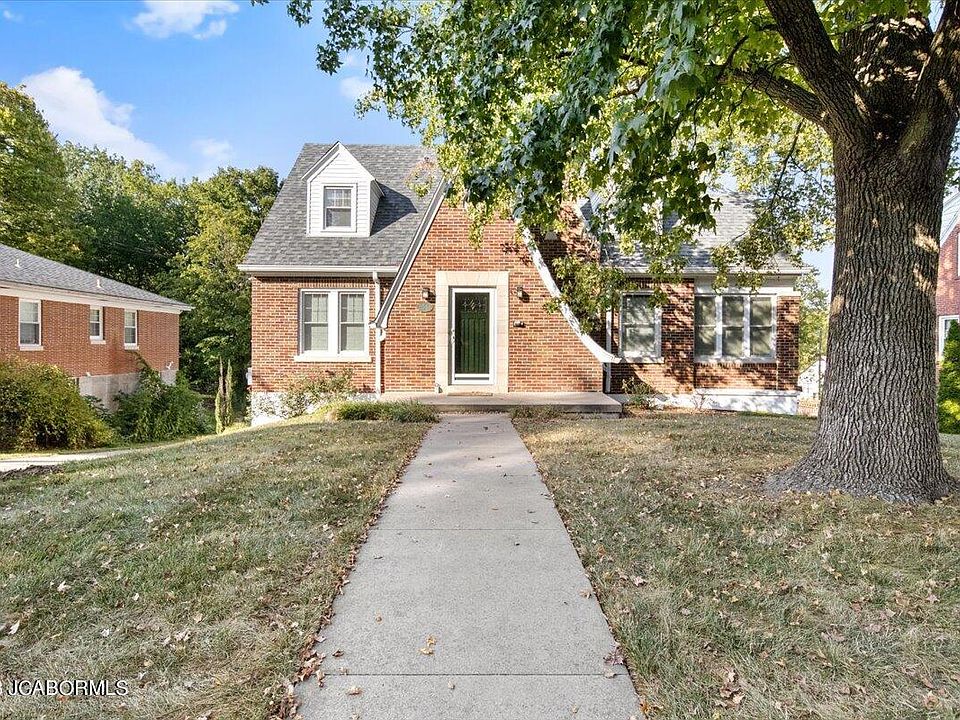 1st image of 2034 W Main St