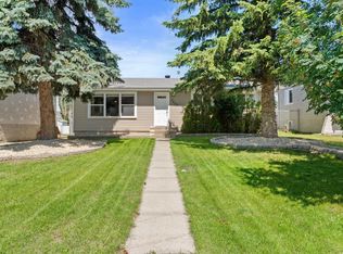 4404 42b Ave, Leduc, AB T9E 4R9