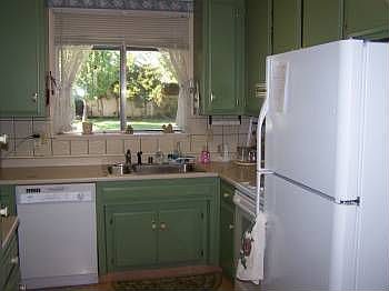 2nd image of 520 W Southwood Dr