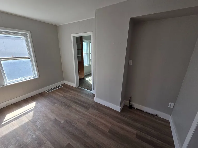 3081 E 67 ST — Photo 33