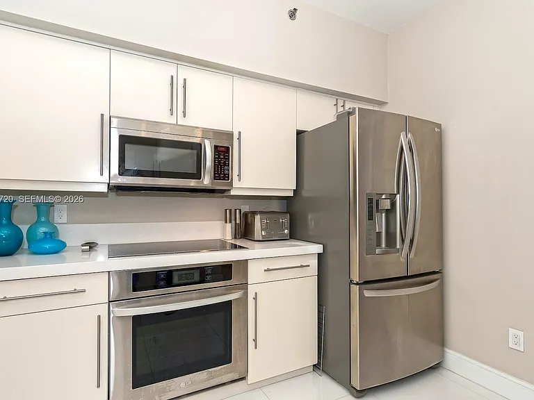 3175 NE 184th St #3104 — Photo 8