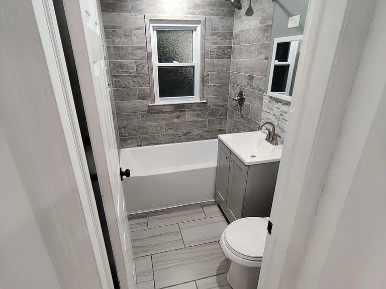 235 Stephens St #2 — Photo 10