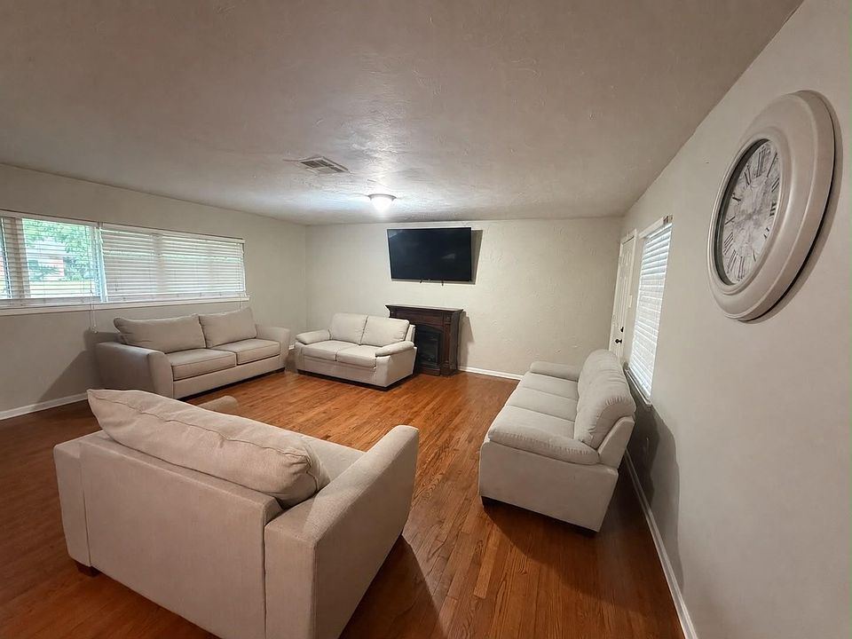 1st image of 1847 Pasadena Blvd