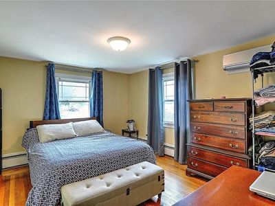 145 Butler Ave APT 2N, Providence, RI, 02906