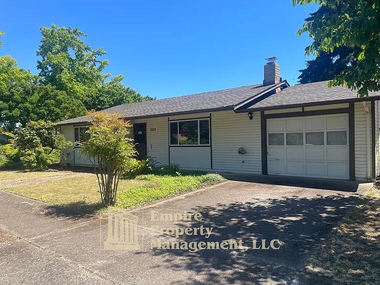 2312 Willona Dr — Photo 2