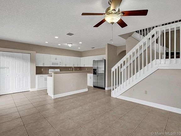 3rd image of 2316 SE 23rd Ter #2316