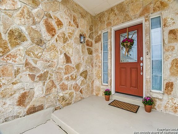 3rd image of 822 Maltese Gdn