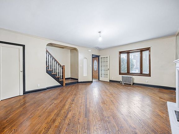 4th image of 25-72 47th St #1