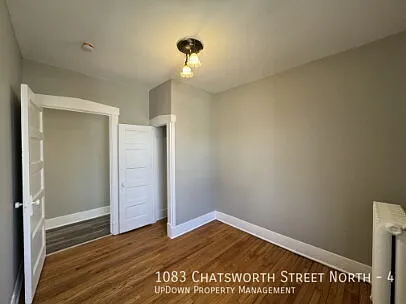 "Charming 1-Bed/1-Office Gem walking distance to Como Park in Saint Paul!" — Photo 4