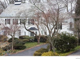 300 Oxford Rd, New Rochelle, NY 10804