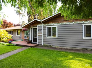 4201 Kootnai St W, University Place, WA 98466
