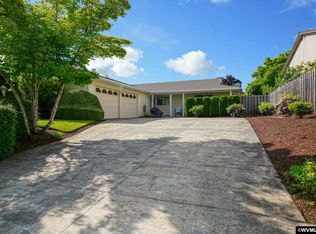 3499 Broken Arrow Loop NW, Salem, OR 97304