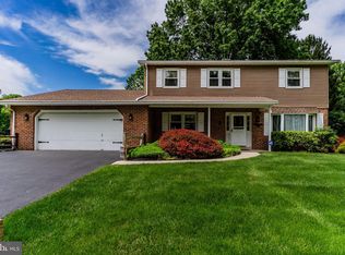 3 Dandelion Dr, Boiling Springs, PA 17007