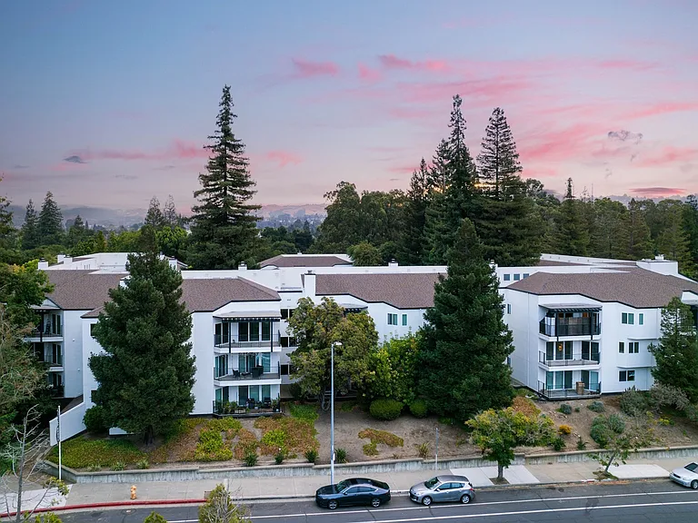 Creekwood | Apartments For Rent In Hayward CA2