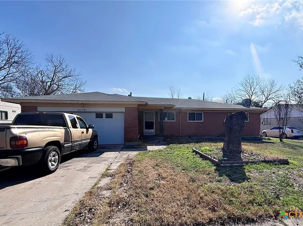 1206 Pine Dr, Killeen, TX 76543