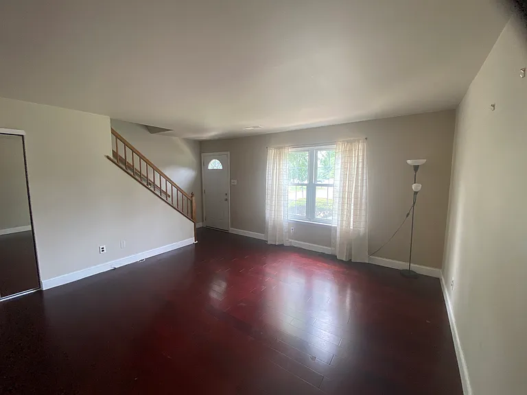 25 Turtle Creek Dr — Photo 1