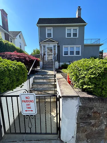 72 Soundview St #2 Photo 1
