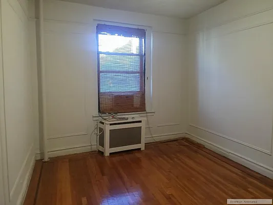 Rented by Sovereign Associates | media 25