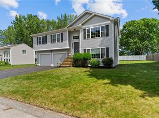 5 Pezzi St, Johnston, RI 02919