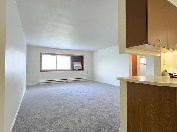 Park Apartments - 502, 502 13th St SE #8, Jamestown, ND 58401
