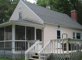 111 Duncaster Rd, Bloomfield, CT 06002