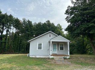 9600 Reams Rd, North Chesterfield, VA 23236