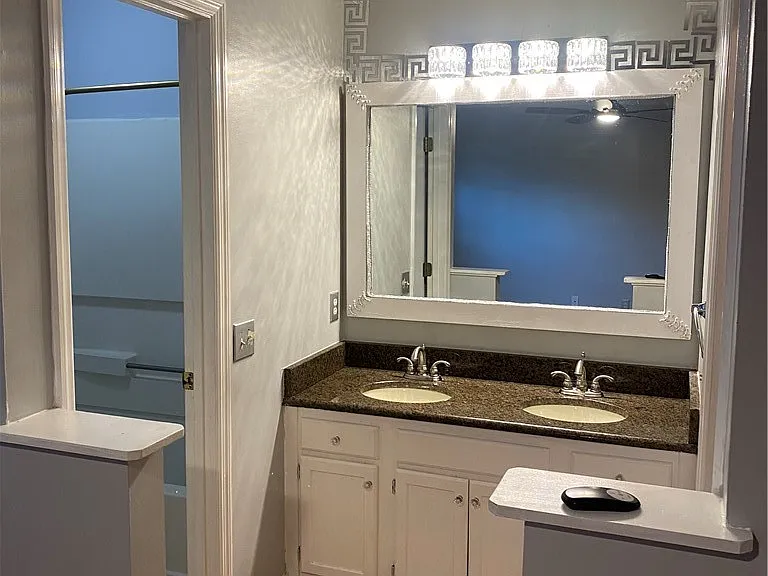 1728 Empress Ln — Photo 10