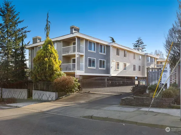 935 N 200th Street #A102, Shoreline, WA 98133